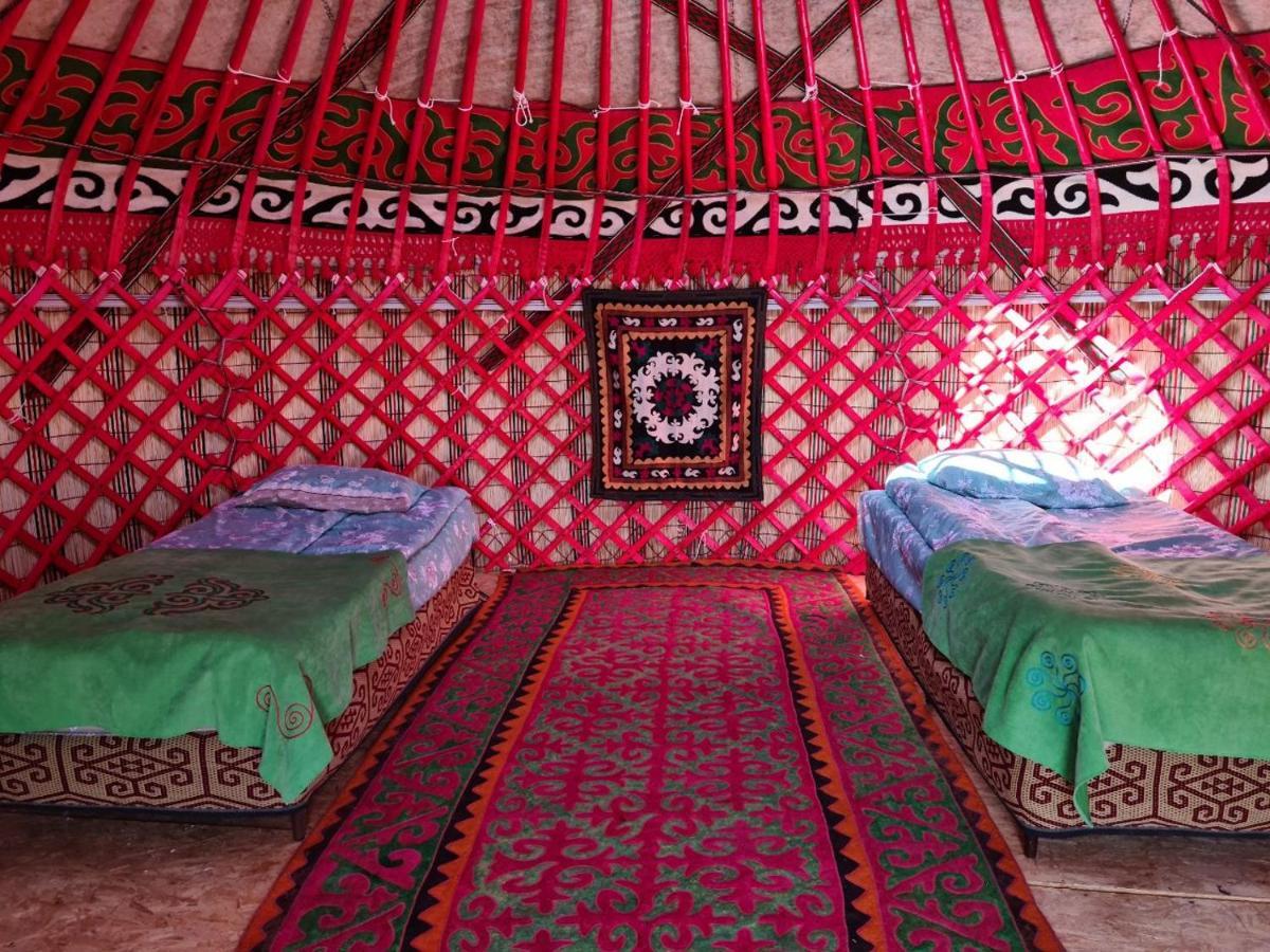 Готель Feel Nomad Yurt Camp Ak-Say Екстер'єр фото