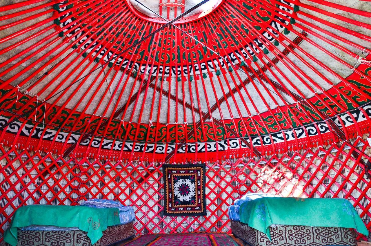 Готель Feel Nomad Yurt Camp Ak-Say Екстер'єр фото